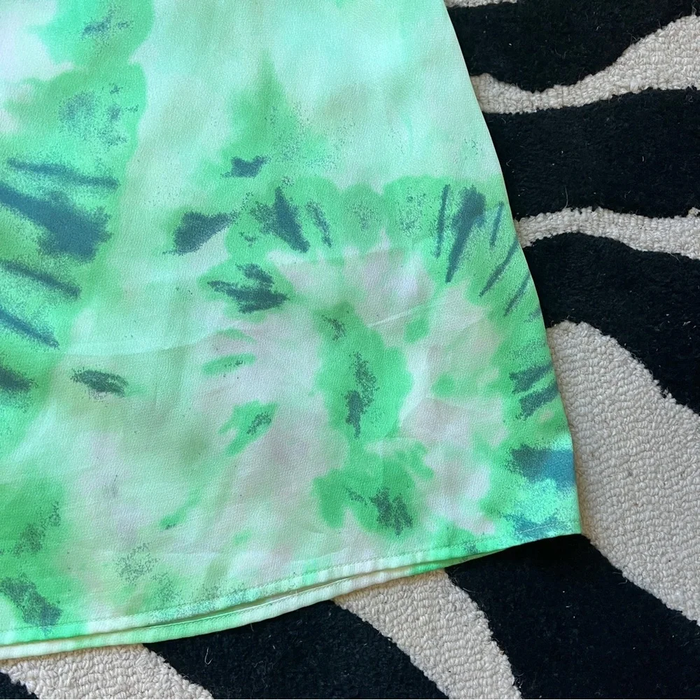 LAST CHANCE Nasty Gal Green Tie Dye Mini Dress - Picture 9 of 10